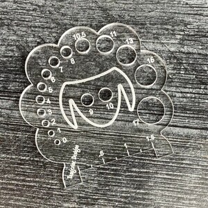 Acrylic Sheep Knitting Needle Gauge, Laser Cut Acrylic, Sizes 0 to 17, Ruler