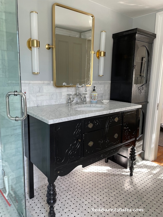 An Amazing Master Bath Linen Closet Transformation, Our Perfecting Manor