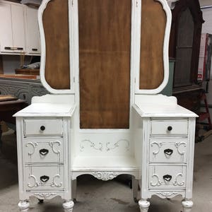 BEAUTIFUL VANITY Order Your Own Antique Painted Vanity The Shabby Chic Furniture Custom Painted Furniture Vanity Dressing Table image 6