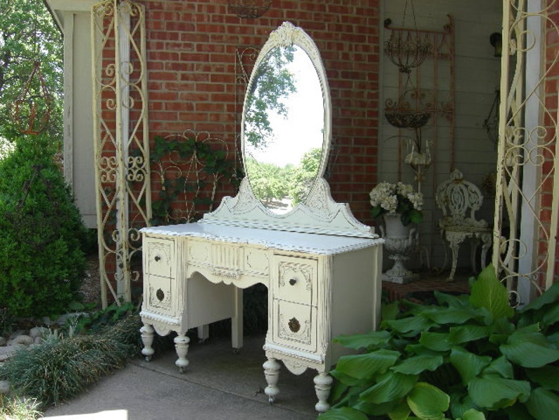BEAUTIFUL VANITY Order Your Own Antique Painted Vanity The Shabby Chic Furniture Custom Painted Furniture Vanity Dressing Table image 4