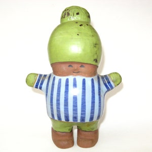 Lisa Larson Gustavsberg Sweden KALLE Figurine Signed w/ Label UNGAR Series Larson’s Kids; Vintage MCM Pottery Little Girl in Snowsuit