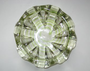 Rare Tora Pors for Kalmar Chartreuse MYRICA Lobed Bowl ; Vintage Mid Century Swedish Modern Art Glass Ashtray Catchall