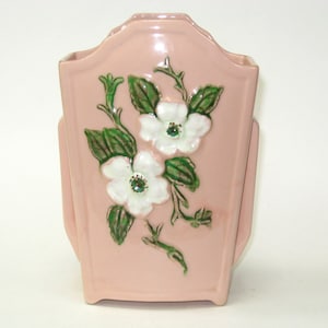 Hull ROSELLA Dogwood Flower 8.5" Vase #R-14- Coral Pink & Green - Vintage American Art Pottery - MINT