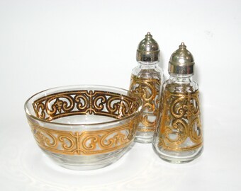 Georges Briard SPANISH GOLD Scrolls Glass Salt & Pepper Shaker + Condiment Dish; Retro 1960s 3 Piece Lot