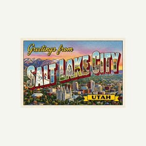 以下が含まれることがあります： 「Greetings from Salt Lake City, Utah」と書かれたヴィンテージポストカード。街並み、山、スキーヤーのカラフルなイラストが描かれています。テキストは装飾的なフォントです。