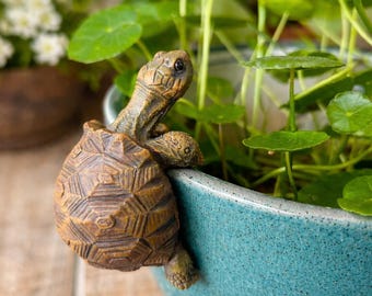 カメの植木鉢ハンガー｜樹脂製カメのプランター装飾｜室内植物や庭の鉢植えを飾る吊り下げ式動物フィギュア