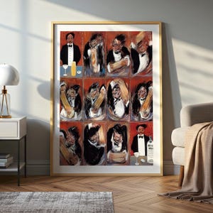 Può includere: Stampa artistica incorniciata con una serie di illustrazioni stilizzate di figure in abito formale. L'opera d'arte ha uno sfondo rosso e una cornice dorata. Una bottiglia di vodka e un bicchiere sono visibili in basso a destra.