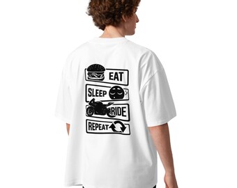 Organic Cotton Streetwear T-Shirt – Oversized Fit, Dropped Shoulders, Motorcycle Graphic
