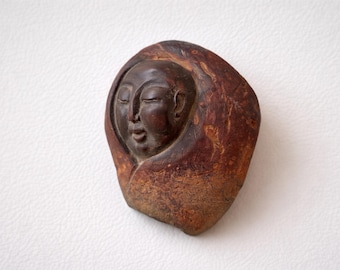 Hand Carved Monk Head Sculpture – Natural River Stone Meditation Art – Taiwan Artisan