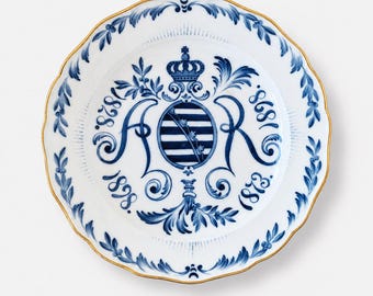 Meissen King Albert of Saxony Plate 1898, A R Monogram, Saxon Coat of Arms, Blue Porcelain Wall Plate, Neuer Ausschnitt