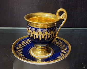 1820 Empire Porcelain Teacup – Old Paris, Gilt Cobalt, Napoleon Era