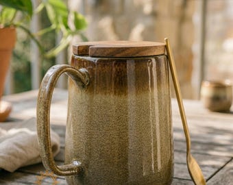 Large Drip Glaze Ceramic Coffee Mug, Wooden Lid, Stoneware Cup, Rustic Pottery Style