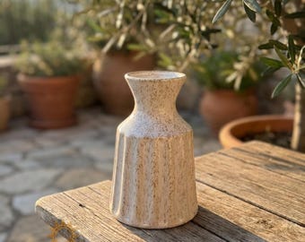 Speckled Cream Ribbed Vase, Modern Farmhouse Pottery, Wabi Sabi Decor