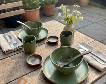 Handmade Ceramic Dinnerware Set, 5 Piece Organic Pottery Serveware