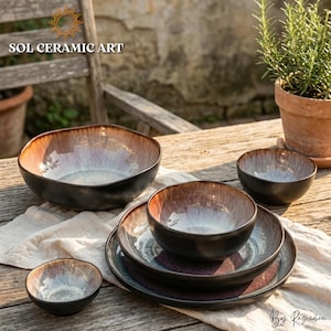 Juego de 6 platos llanos de gres, esmalte reactivo marrón tierra, vajilla de cerámica orgánica.