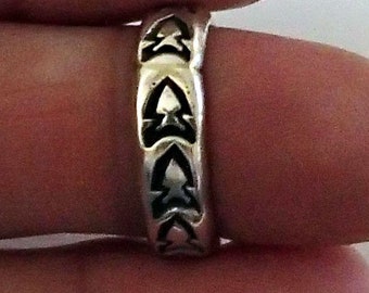 thick Sterling Arrowhead  Band Stamped Ring sz 5.75