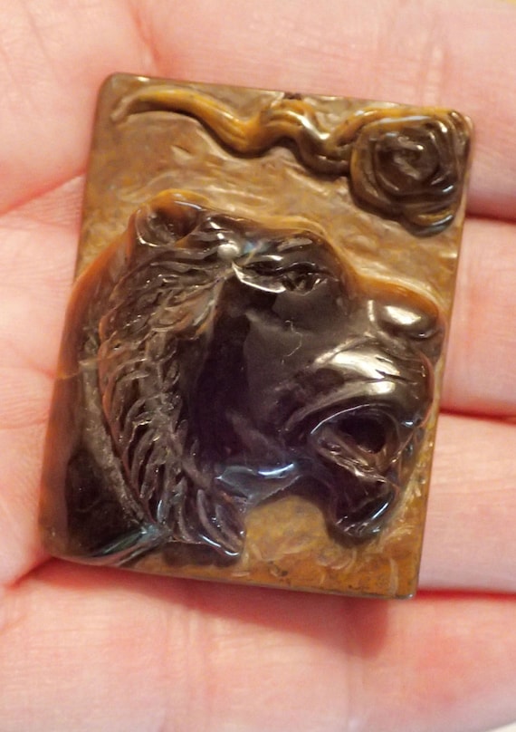 Lion Tigereye Gemstone carved Pendant
