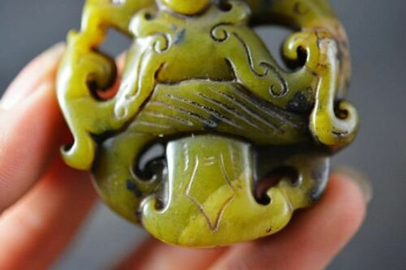 Chinese jade sculpture Dragon & person pendant me… - image 3