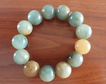 17 mm Round Jade Beaded Bracelet