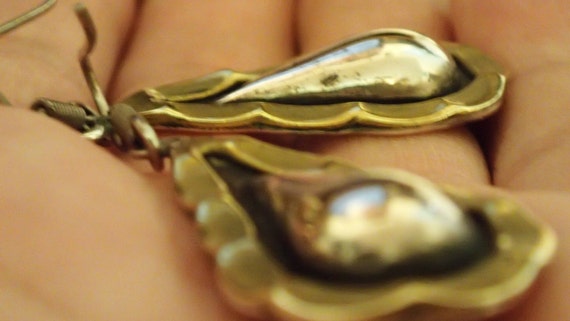 Teardrop scalloped Hook Sterling Earrings. - image 4