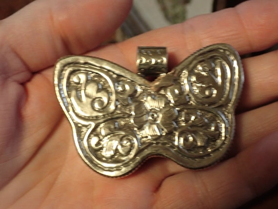 Carved Butterfly Jade Pendant - image 3