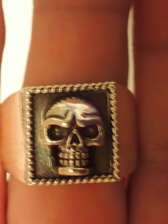 Sterling Silver Skull Skeleton Ring - image 4