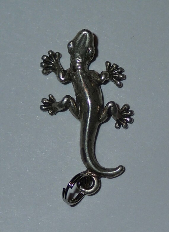 Small Sterling Silver gecko Charm