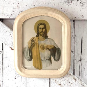 Antique Arch Frame Painted White Farmhouse Sacred Heart Jesus Print 9x12 frame