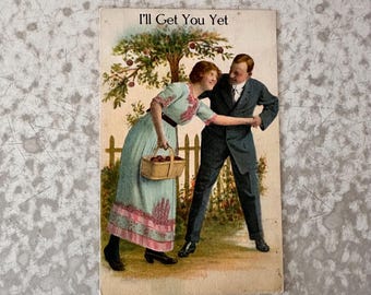 Cartão postal antigo, casal de amantes não assinado, início dos anos 1900