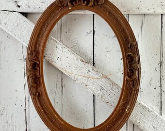 Antique Oval wood ornate frame large vintage 19.5 x 13.5 inch frame