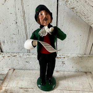 Vintage Caroler with Sheet Music Byers Choice 2001 Victorian Adult Man 91/100