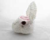 Cabeza del conejo con cerebro extraíble de ganchillo