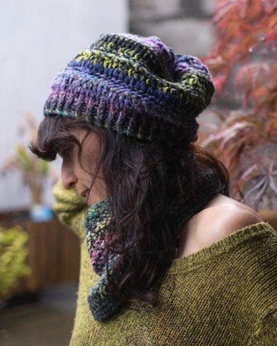 Knitting Loom Kit Super Chunky Hat and Asymmetrical Cowl Knitting