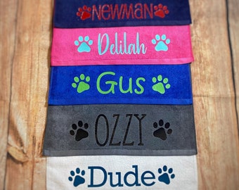 Personalized Doggy Drool Towel With Carabiner Clip - Travel Dog Towel - Puppy Gift - Personalized Dog Towel with Name - Muddy Paws Towel