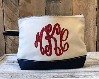 Personalized Cosmetic Bag, Makeup Bag Using Glitter Vinyl For Name, Make Up Cosmetic Bag, Bridesmaid Wedding Gift, Bridesmaid Make Up Bag