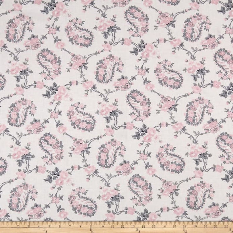 Doublure de panier de Pâques personnalisée doublure de panier cachemire rose et grise brodée avec le nom de Pâques doublure de panier de Pâques en tissu vintage image 4
