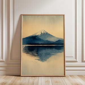 Fujisan Berg, Aquarell Stil, Berglandschaft, Blau- und Beigetöne, Friedlicher Vibe, Natur Kunst, Wanddeko, Poster Wandbild, Druck Ungerahmt