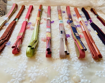 Vintage Seiden-Obijime-Kordeln – Japanische Kimono-Obi-Krawatte, Textilkunst-Akzent (Nr. 74–83)