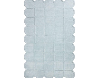 HAND-TUFTED