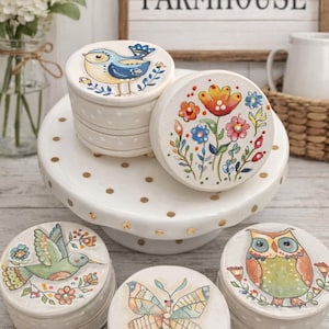 Caja de baratijas pintada a mano / Recuerdo de madera de herencia