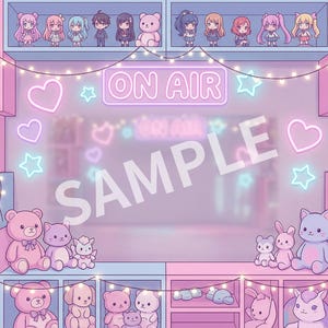 Pode incluir: Ilustração em tons pastel com prateleiras repletas de pelúcias e estatuetas. As prateleiras estão dispostas em um padrão de grade, com uma mistura de ursinhos de pelúcia, personagens de estilo anime e outras criaturas fofas. As palavras "ON AIR" e "SAMPLE" são visíveis.