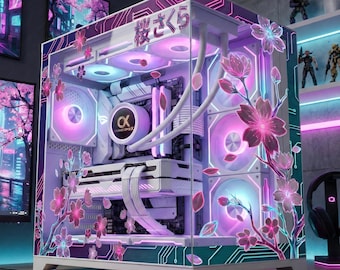 Peut inclure: Un boîtier d'ordinateur personnalisé avec des motifs de fleurs de cerisier roses et le texte japonais "桜さくら". L'intérieur est éclairé par des LED roses et violettes, créant une ambiance lumineuse. Le boîtier est posé sur une surface en bois.