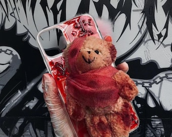 Funda para teléfono oscura, espeluznante y adorable / Funda de terror con osito de peluche sangriento / Estética gótica del año 2000 / iPhone 11-14 Pro Max y Android