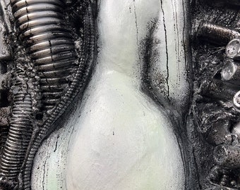 Biomechanical Xenomorph Sculpture: HR Giger Inspired Dark Art
