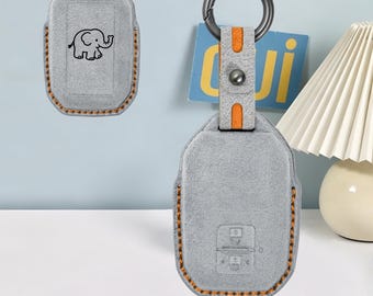 Customizable personalized leather key cover for Japanese vehicle keys; compatible with Suzuki Jimny, Hustler, Solio, Ertiga, XL7, and Spacia