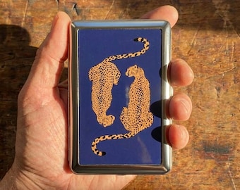 Estuche metálico para cigarrillos con diseño de leopardo – Elegante diseño animal azul, tarjetero y portatarjetas de identificación de metal delgado