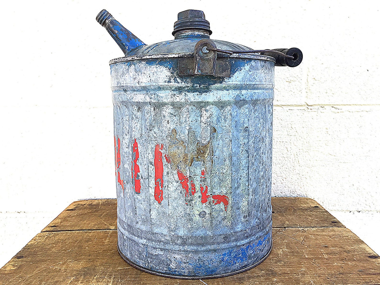Galvanized METAL GAS CAN Vintage C.1930's Metal Gasoline Container
