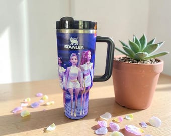Vaso térmico de 1,18 litros (40 oz) de K-pop Demon Hunters, vaso de grupo de chicas anime, vaso de acero inoxidable con aislamiento