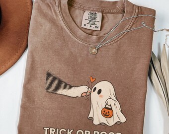 Trick or Boop Shirt, Cute Ghost Cat Halloween Tee, Funny Cat Lover Spooky Shirt, Vintage Halloween Comfort Colors Tee