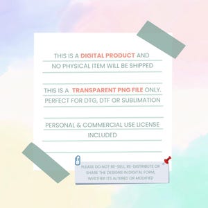 Pu&ograve; includere: Una grafica rettangolare bianca con testo, fissata con due pezzi di nastro adesivo verde menta e una puntina rossa. Il testo indica che si tratta di un prodotto digitale, un file PNG trasparente e include una licenza per uso personale e commerciale.